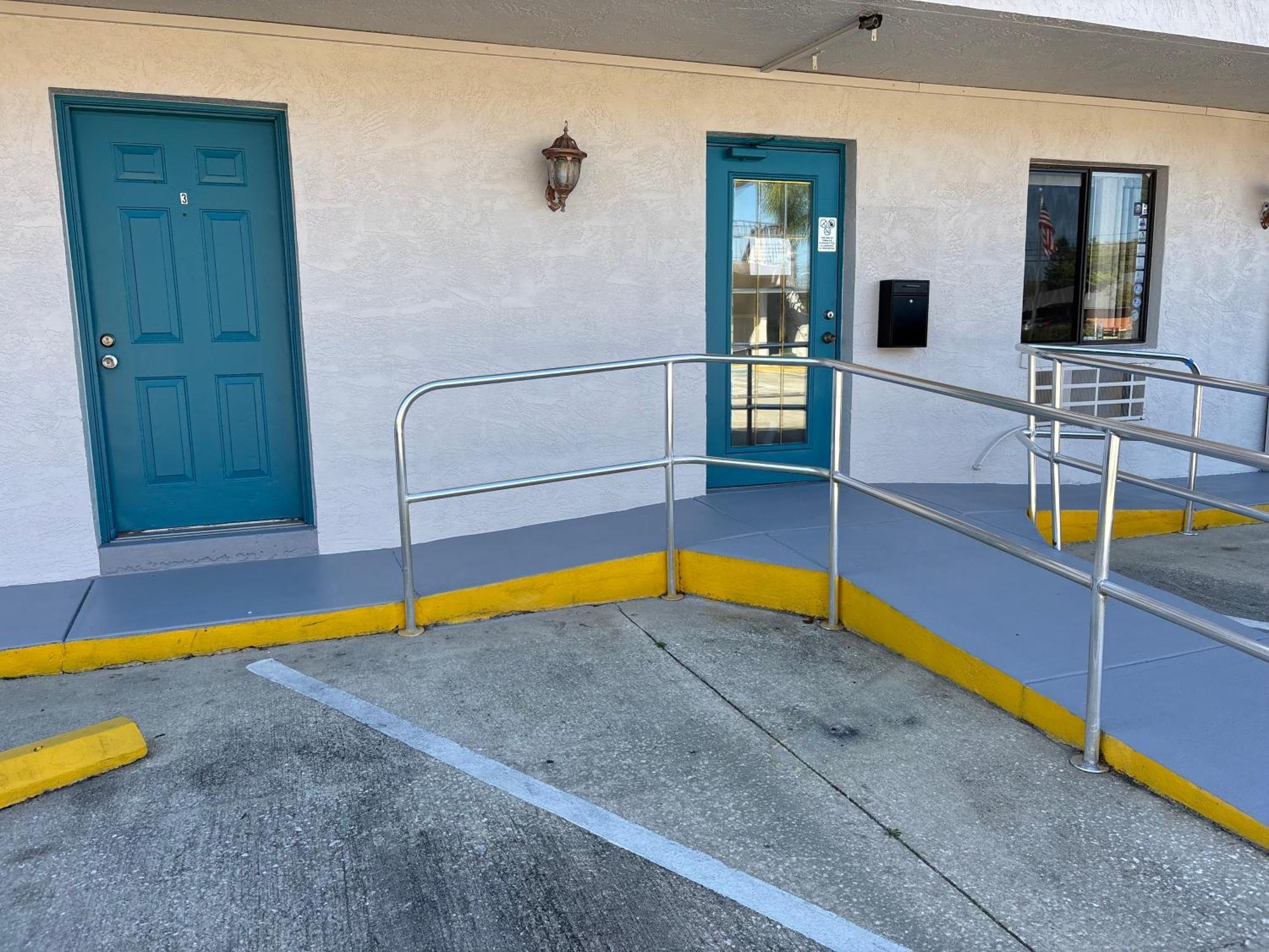 All-Suite Motel Edgewater  Exterior foto